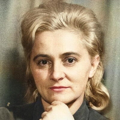 Мира Алечкович