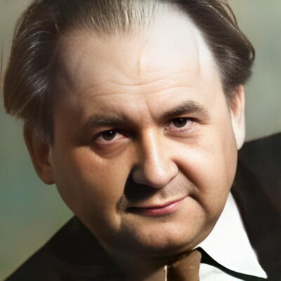 Евгений Иванович Рябчиков — советский журналист, писатель, кино-и...